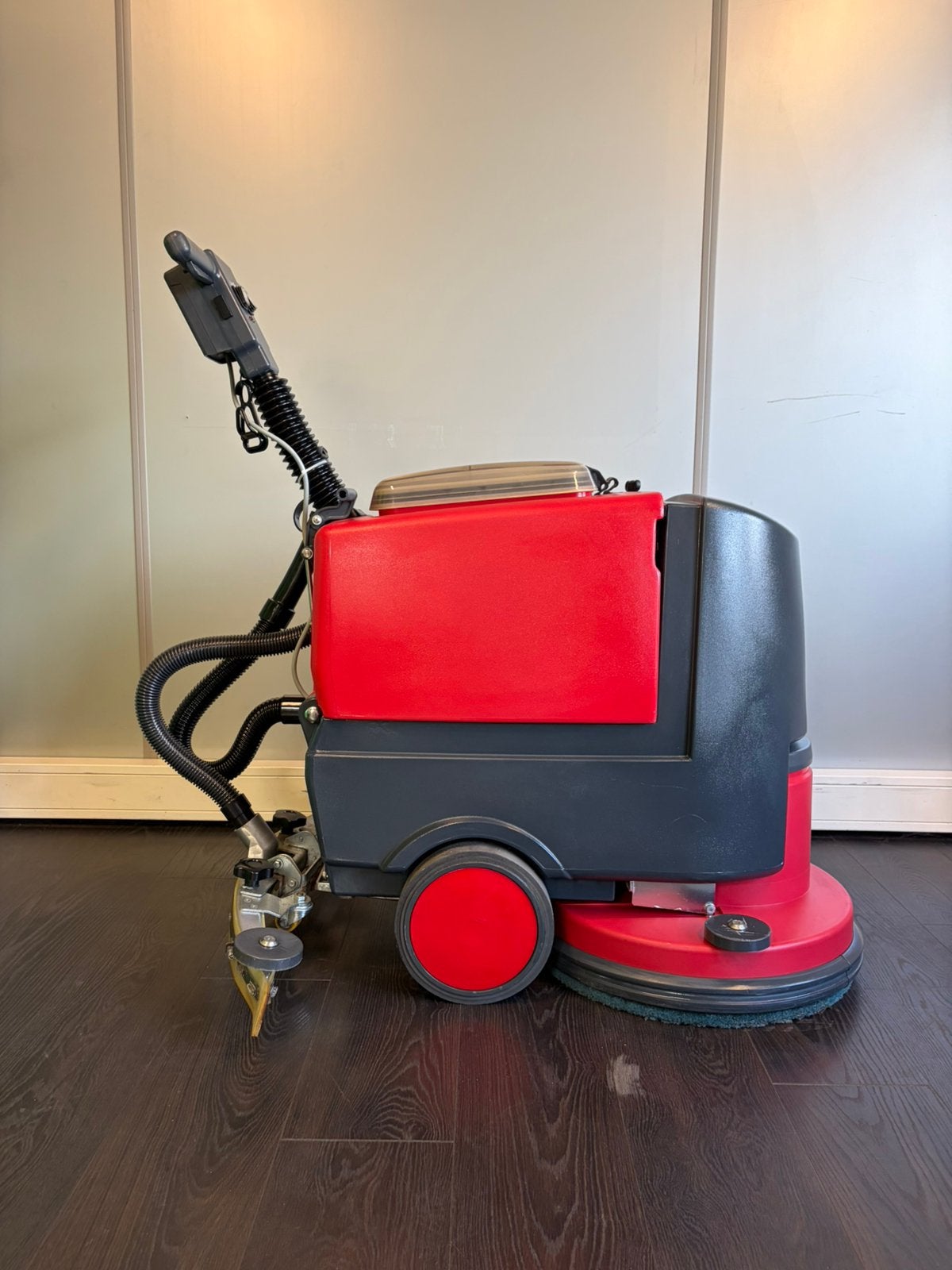 Schrobmachine | Cleanfix RA431 | Nieuw accupakket, Ophalen of Verzenden, Gebruikt, Schrobmachine