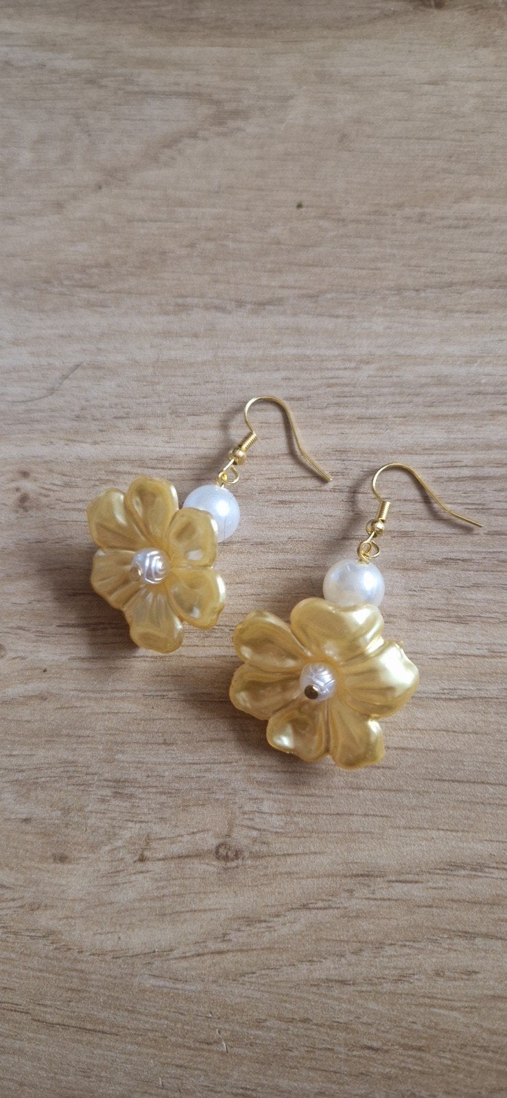 Gouden bloem oorbellen met parels, Overige materialen, Hangers, Nieuw, Ophalen of Verzenden