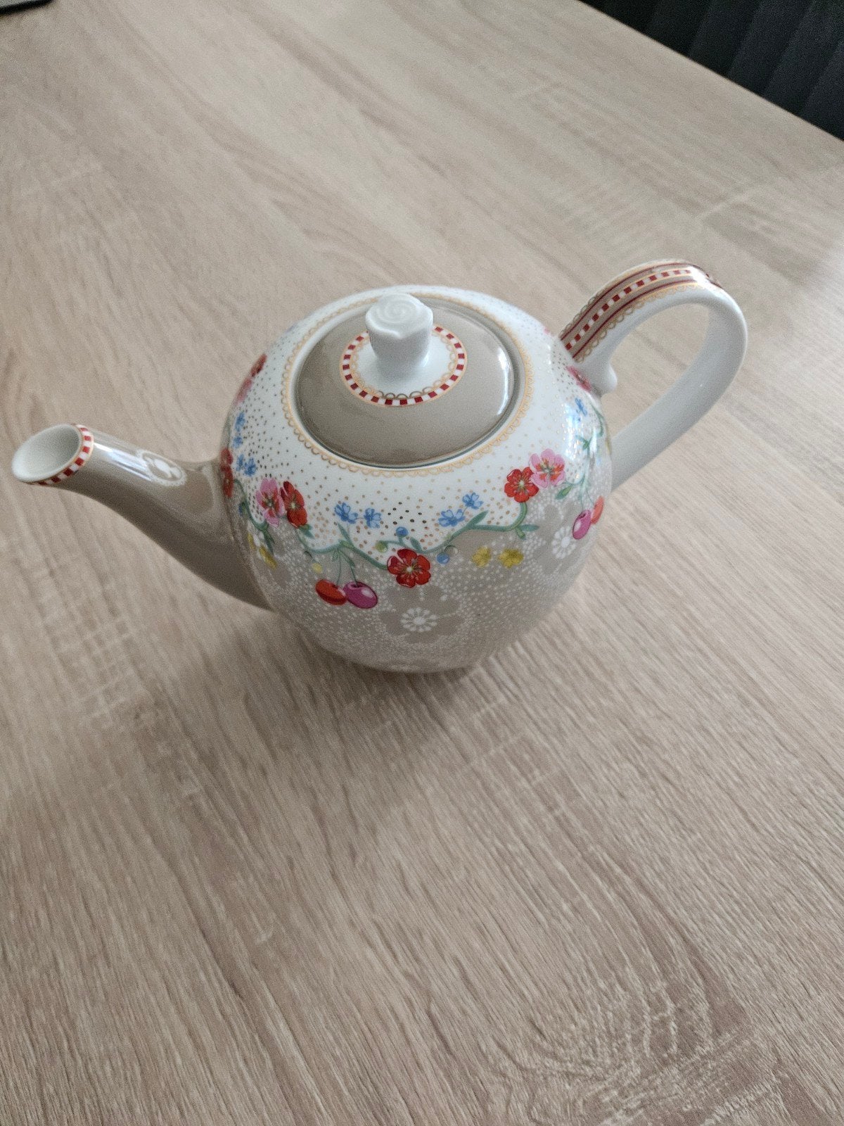 Pip Studio Theepot Klein, Huis en Inrichting, Zo goed als nieuw, Steen/keramiek, Meerkleurig, Ophalen
