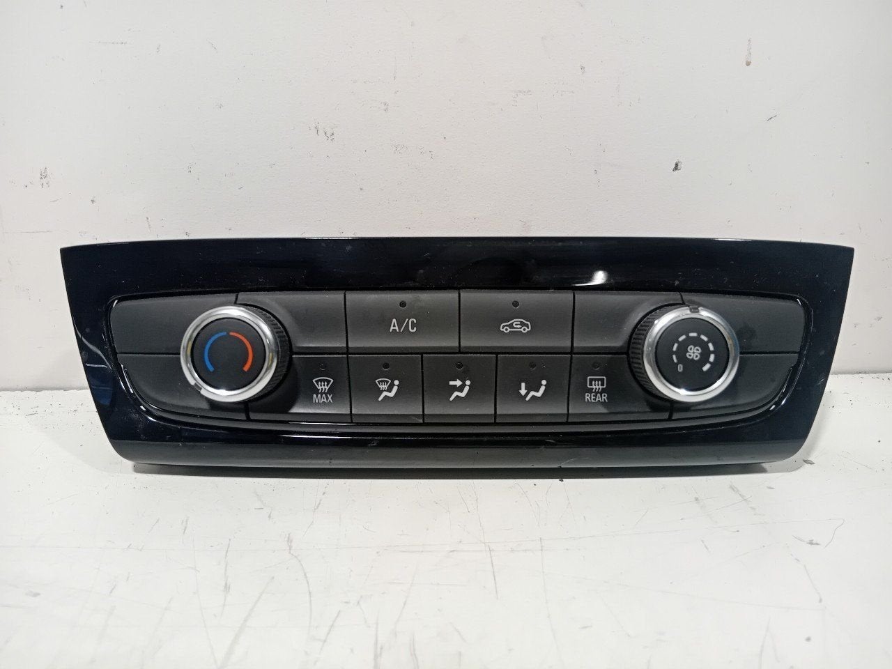Bedieningspaneel kachel Opel Corsa, Auto-onderdelen, Onderdelen@venauto.nl, Van der Ven Autorecycling B.V., Gebruikt, Ettenseweg 76, 4706 PB Roosendaal, The Netherlands