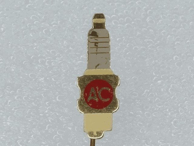 SP1922 Speldje AC Bougies, Verzamelen, Ophalen of Verzenden, Gebruikt, Overige onderwerpen