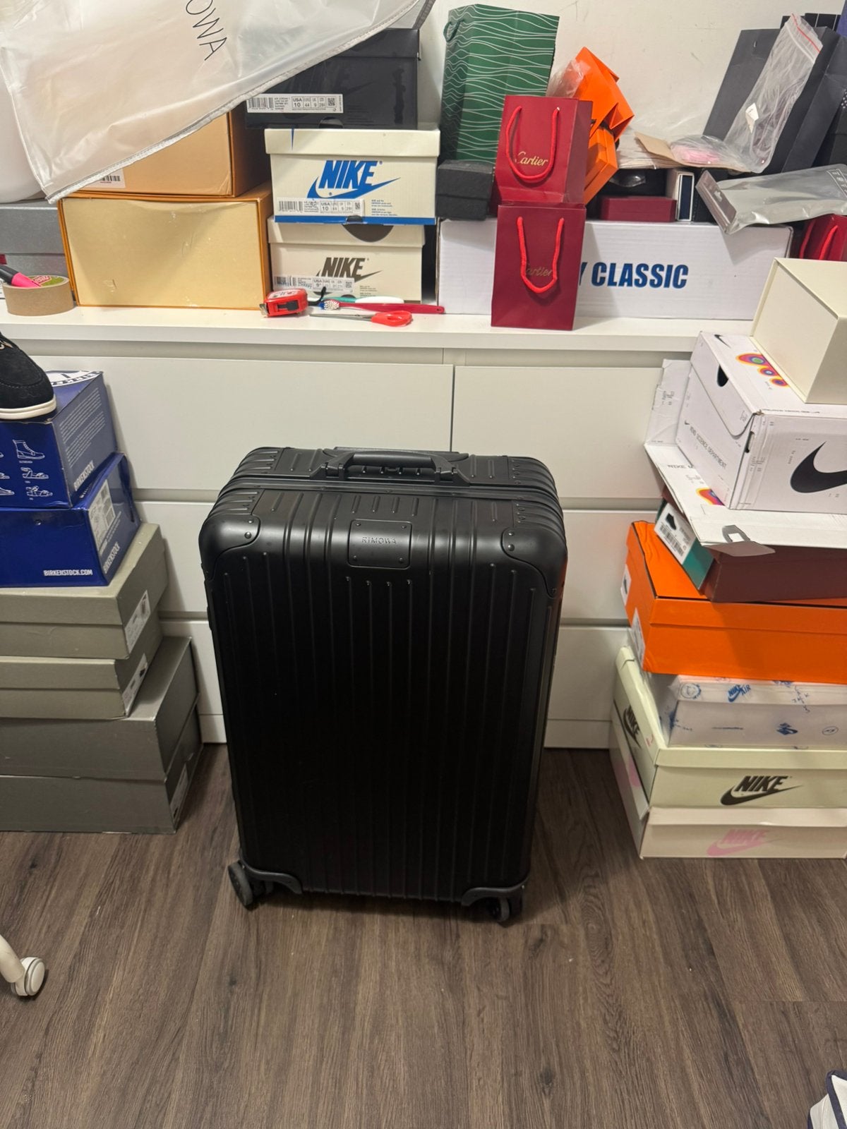 RIMOWA Essential Cabin Zwart – Nieuw / Ongebruikt, Sieraden, Tassen en Uiterlijk, Hard kunststof, Nieuw, Minder dan 50 cm, Ophalen of Verzenden