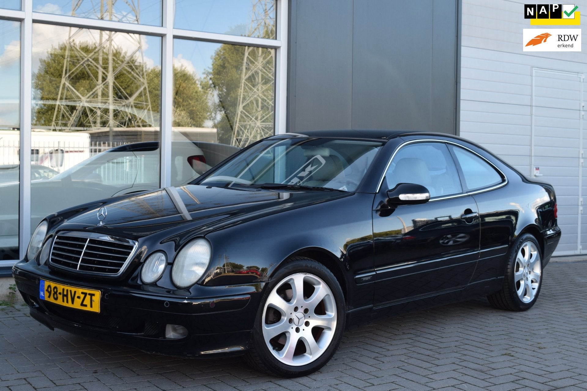 Mercedes-Benz CLK-klasse Coupé 230 K. Avantgarde | Automaat, Auto's, Automaat, Achterwielaandrijving, Gebruikt, 1370 kg