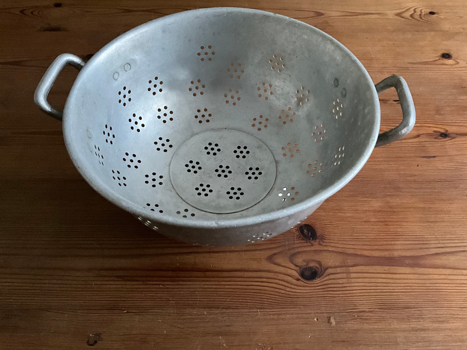 Groot Frans Brocant Aluminium Vergiet, Antiek en Kunst, Ophalen