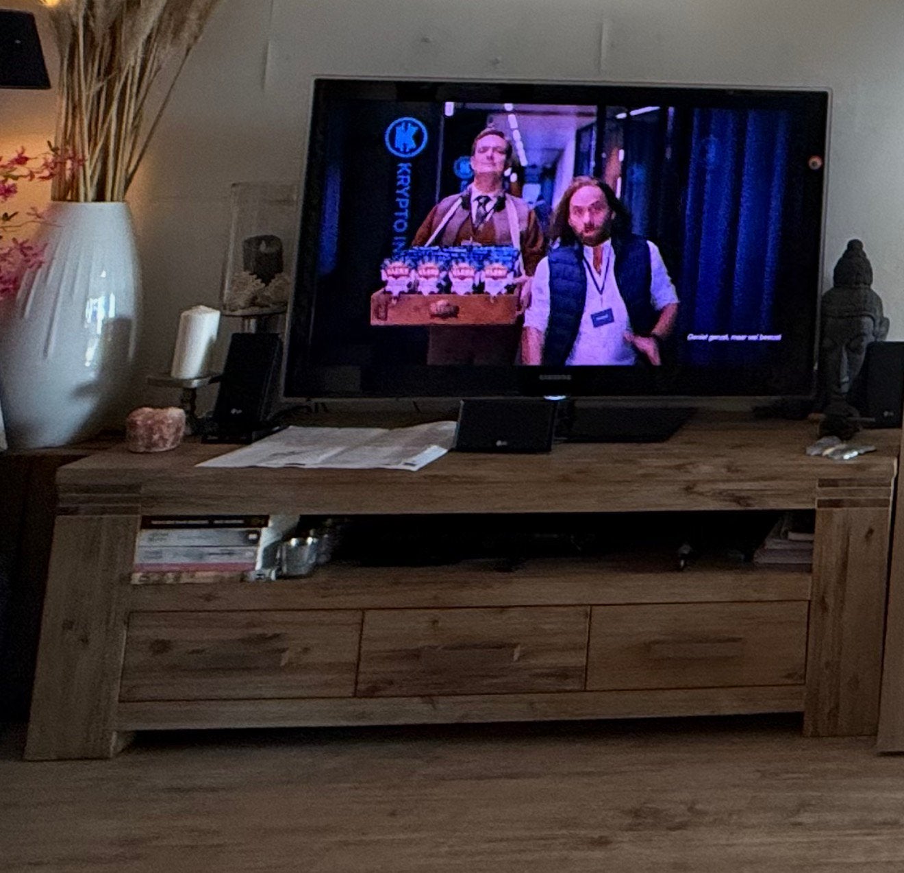 Tv meubel massief hout, Ophalen, Zo goed als nieuw, 25 tot 50 cm, Minder dan 100 cm