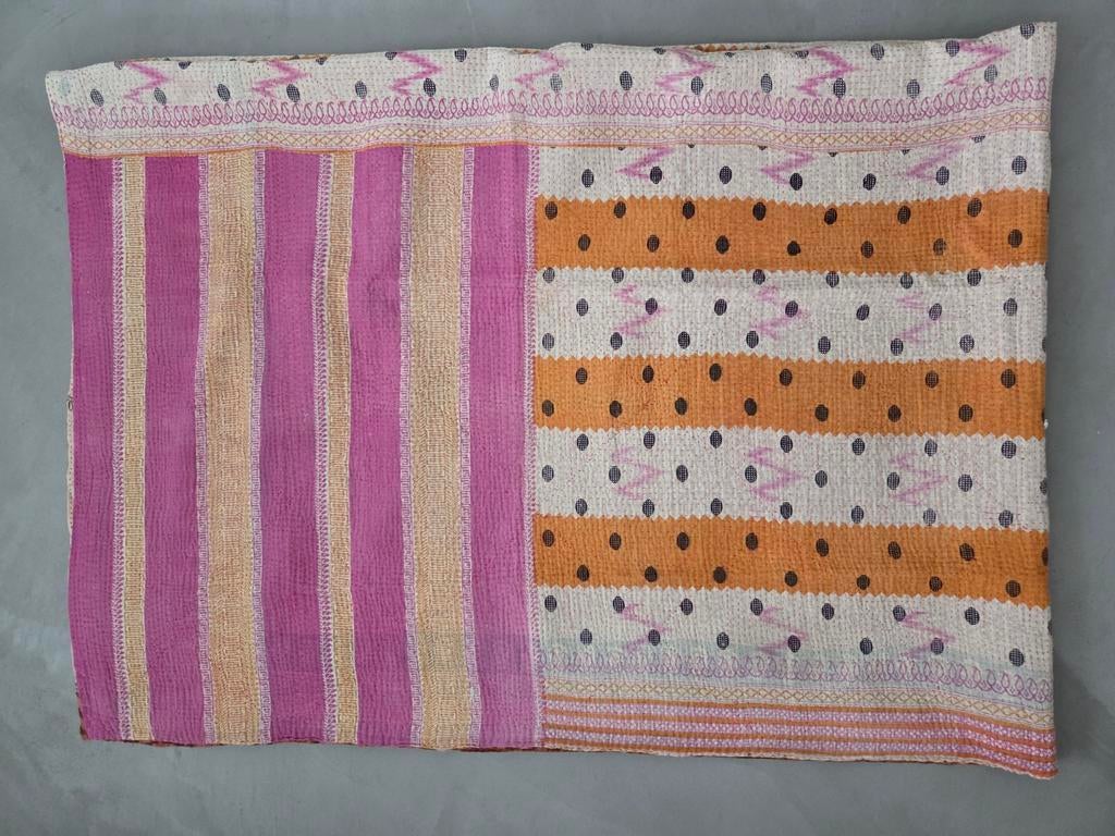 Vintage Sari quilt/plaid, Huis en Inrichting, Woonaccessoires | Plaids en Woondekens, Ophalen of Verzenden