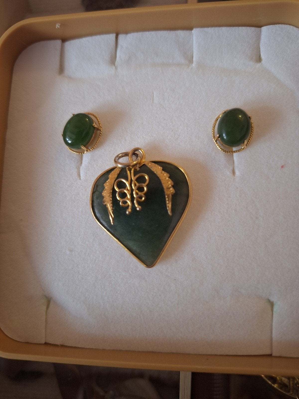 vintage jade sieraden set, Overige materialen, Verzenden, Zo goed als nieuw, Met edelsteen