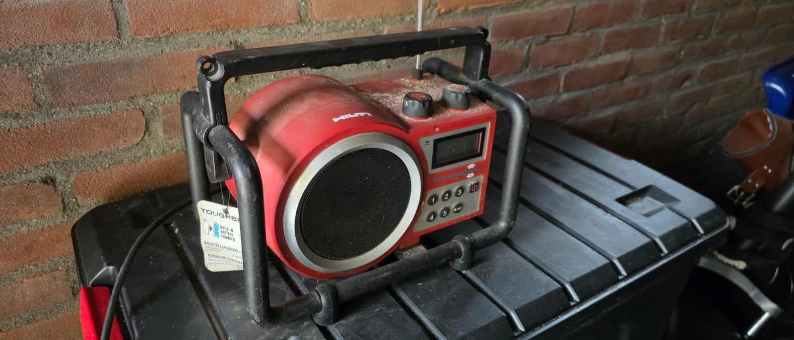 Hilti Perfect Pro Bouwradio - Robuust en Betrouwbaar, Ophalen, Gebruikt, Bouwradio