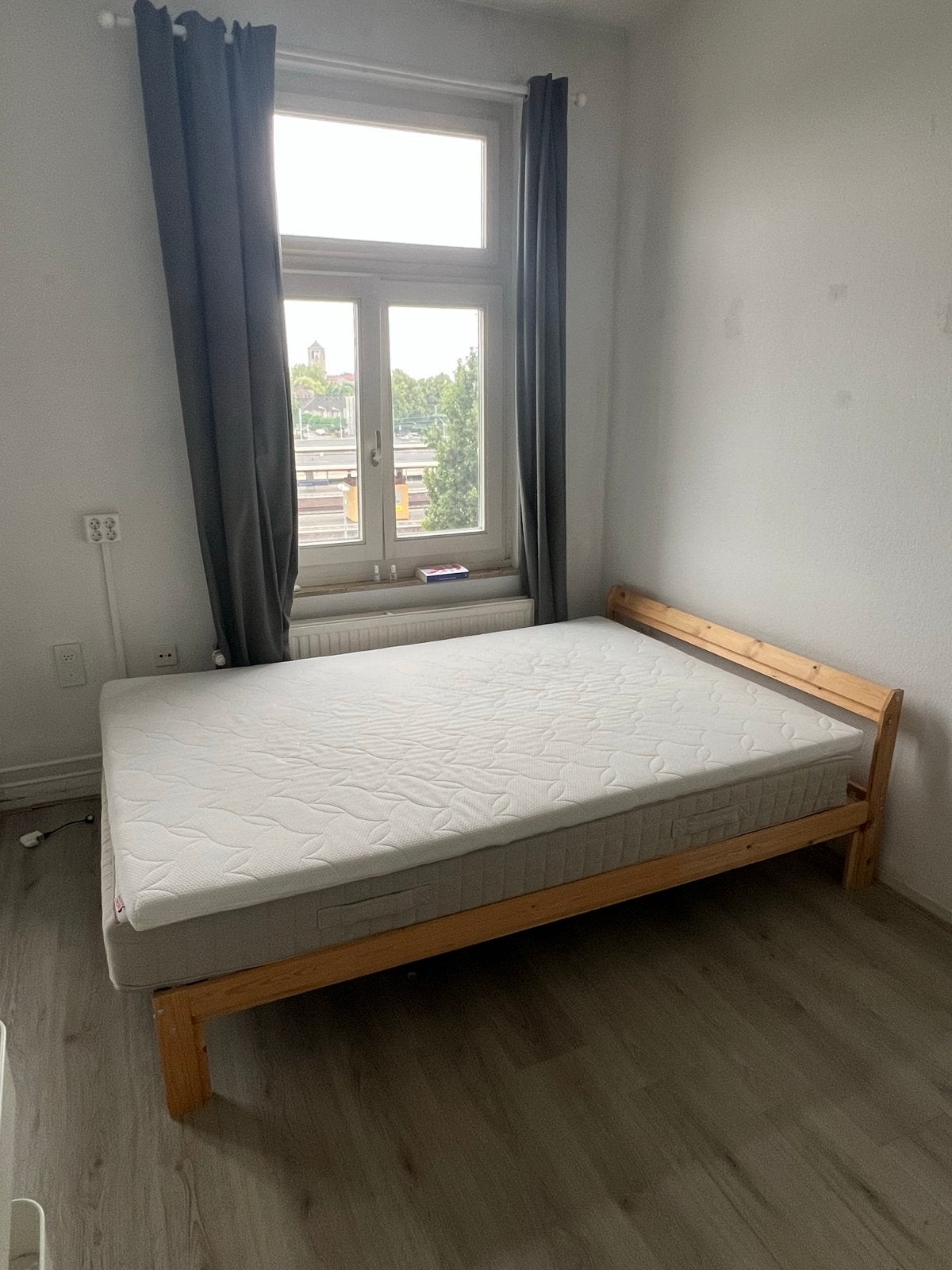IKEA NEIDEN bedframe met matras en topper, 140x200 cm, Ophalen, Gebruikt, Overige kleuren, Tweepersoons