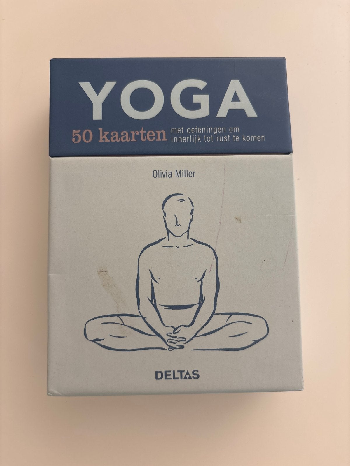 Handige opbergdoos met 50 Yoga kaarten van Olivia Miller, Ophalen of Verzenden, Zo goed als nieuw, Gezondheid en Conditie