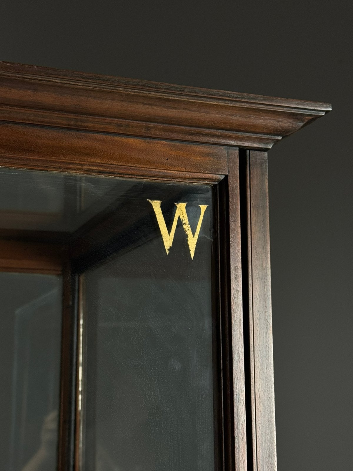 Mahonie Vitrine museumkast 1920, Ophalen, 50 tot 100 cm, Minder dan 100 cm, 25 tot 50 cm