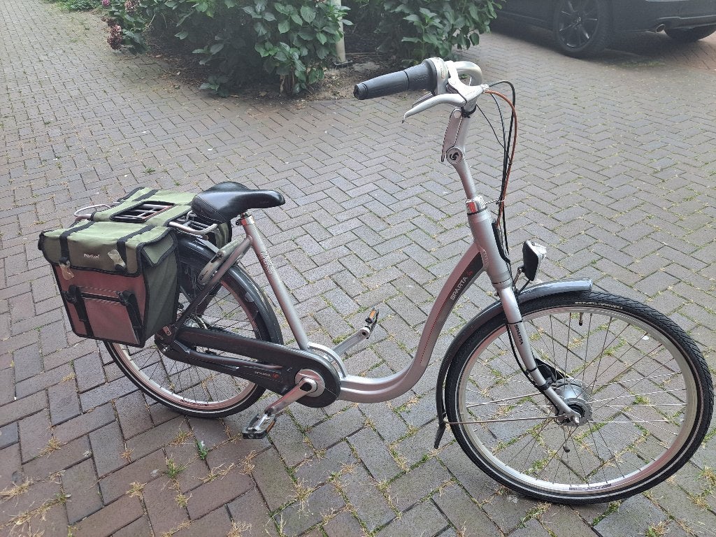 Damesfiets Sparta Entree, Fietsen en Brommers, Fietsen | Dames | Damesfietsen, Ophalen, Sparta, Gebruikt, Velgrem
