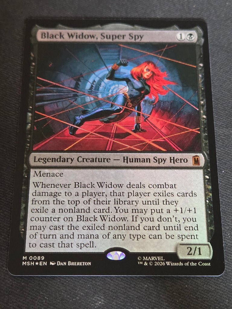 Black Widow Super Spy (foil), Ophalen of Verzenden, Zo goed als nieuw, Foil
