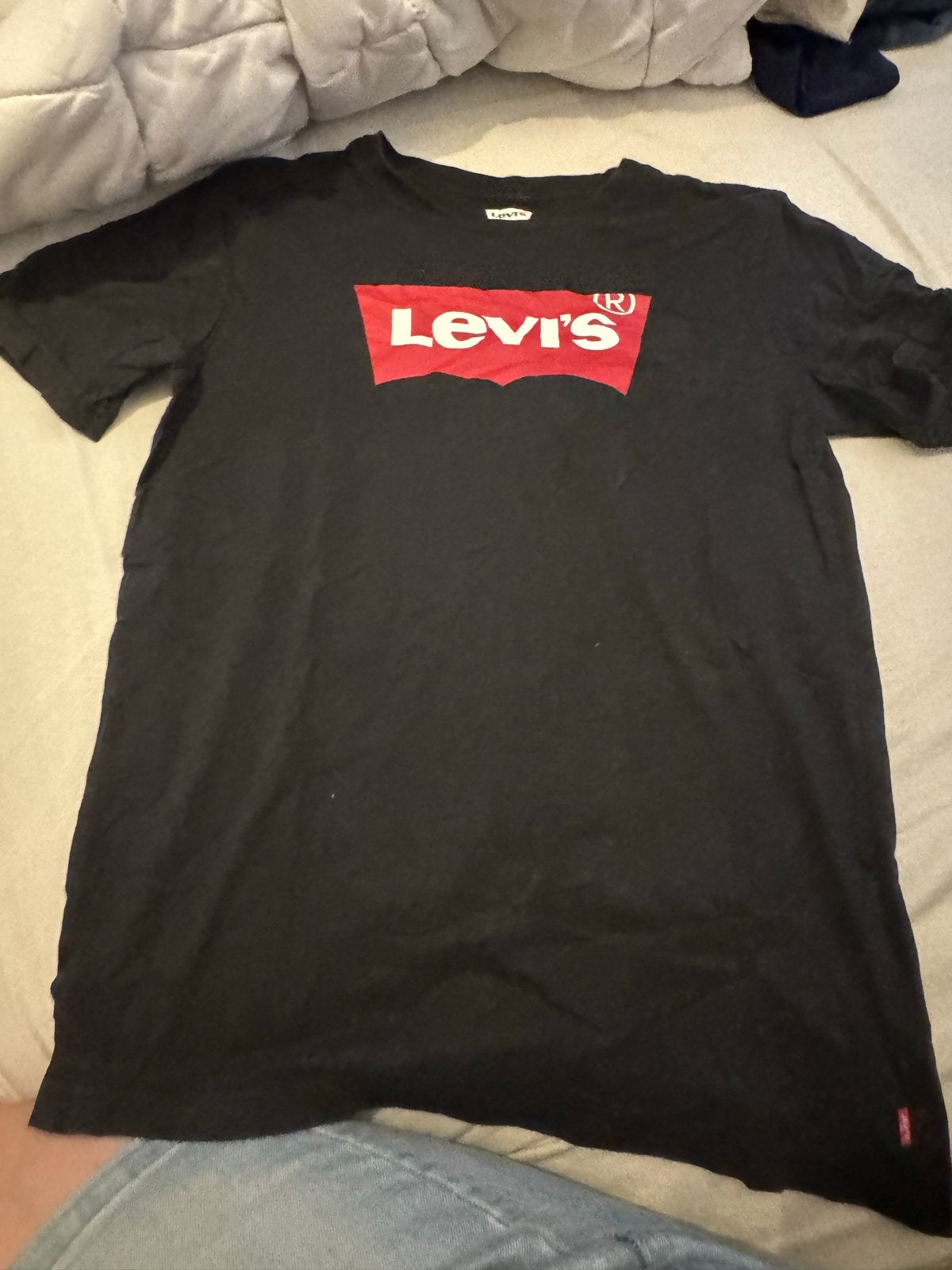 2 Levi's T-shirts maat 176, Kinderen en Baby's, Kinderkleding | Maat 176, Ophalen of Verzenden, Gebruikt, Jongen of Meisje, Shirt of Longsleeve