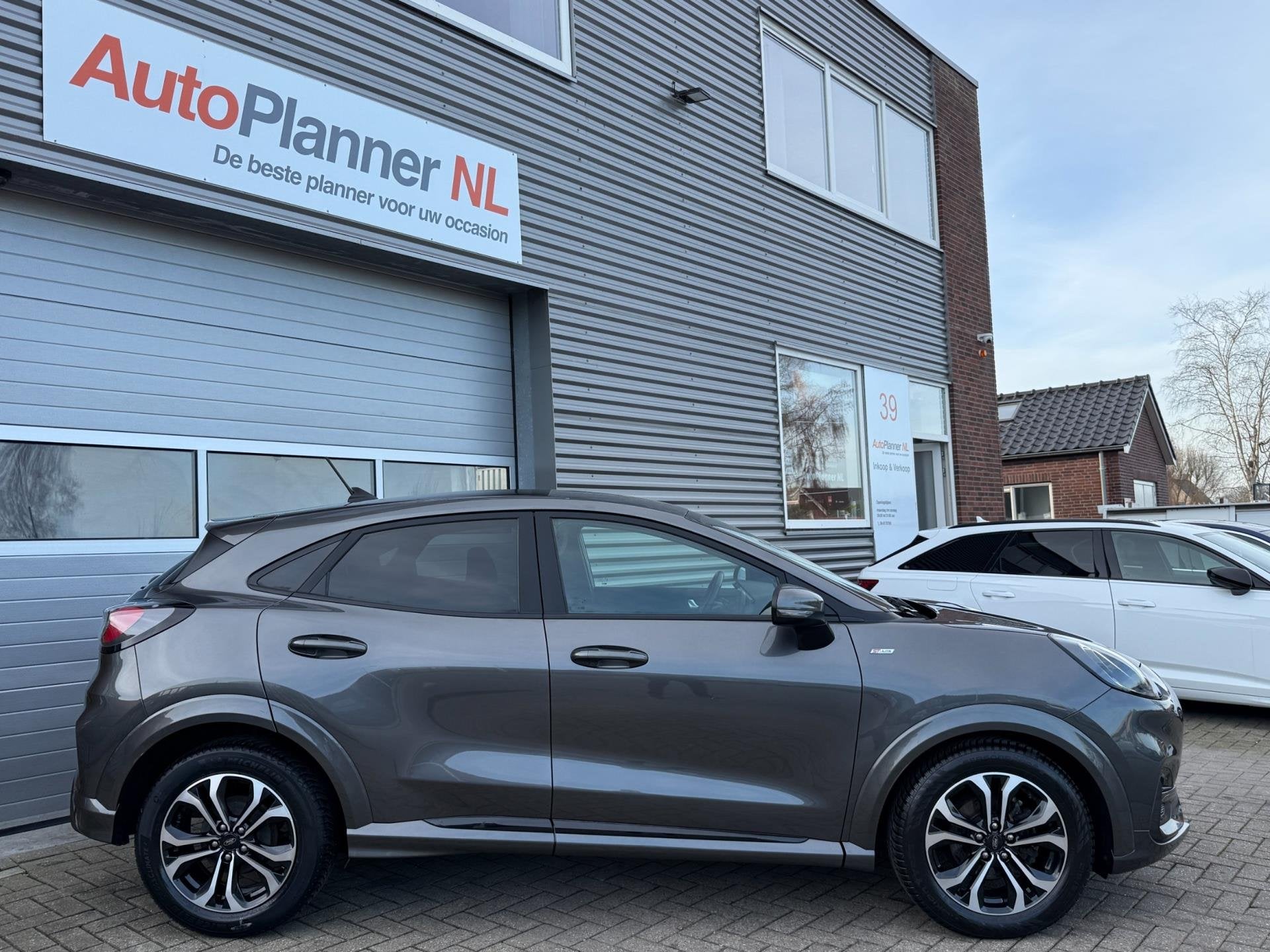 Ford Puma 1.0 EcoBoost Mild-Hybrid ST-Line! Navi! Virtual!, Origineel Nederlands, Bedrijf, Grijs, 3 cilinders