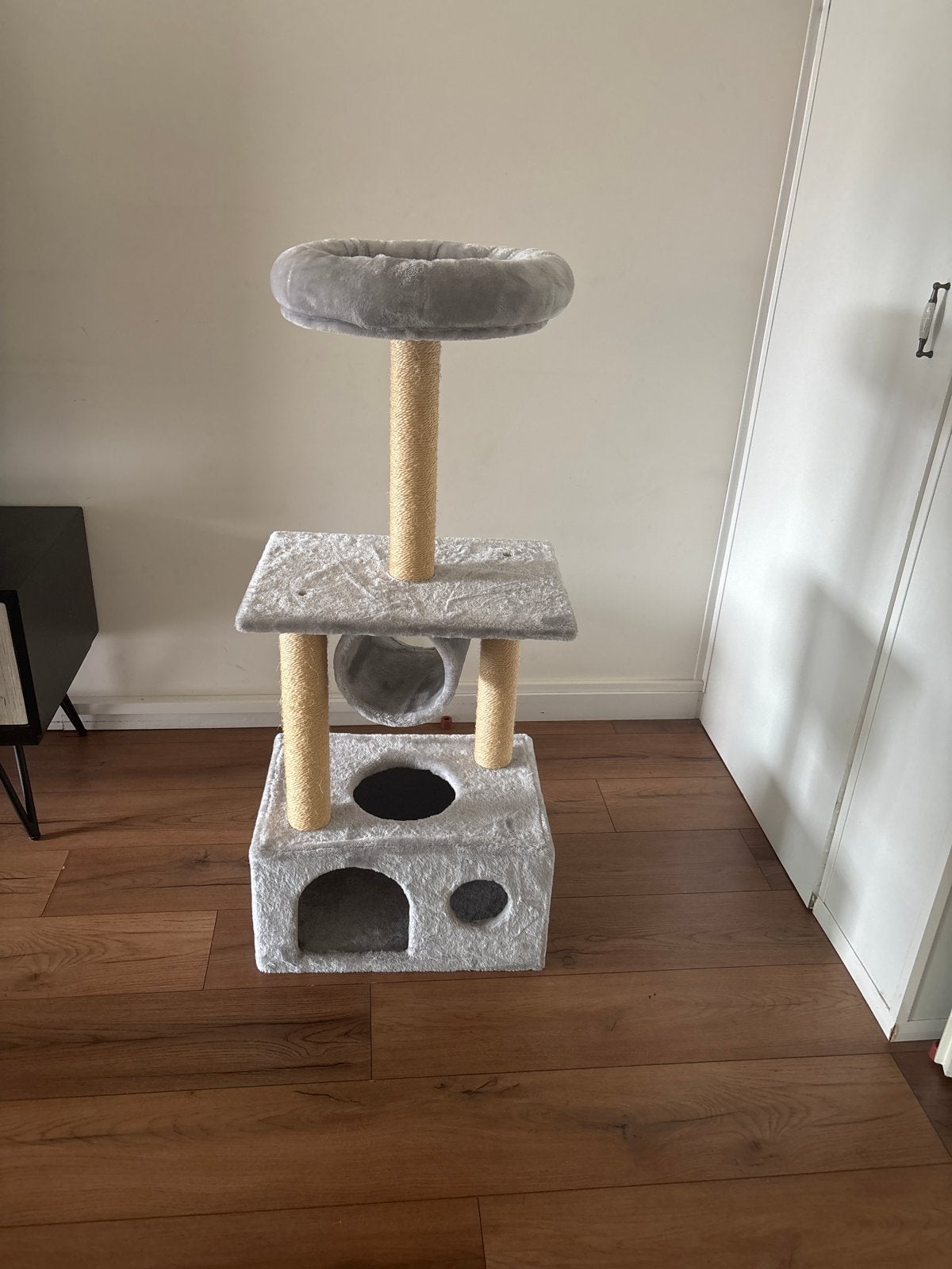 Katten huisje, Dieren en Toebehoren, Ophalen, Zo goed als nieuw