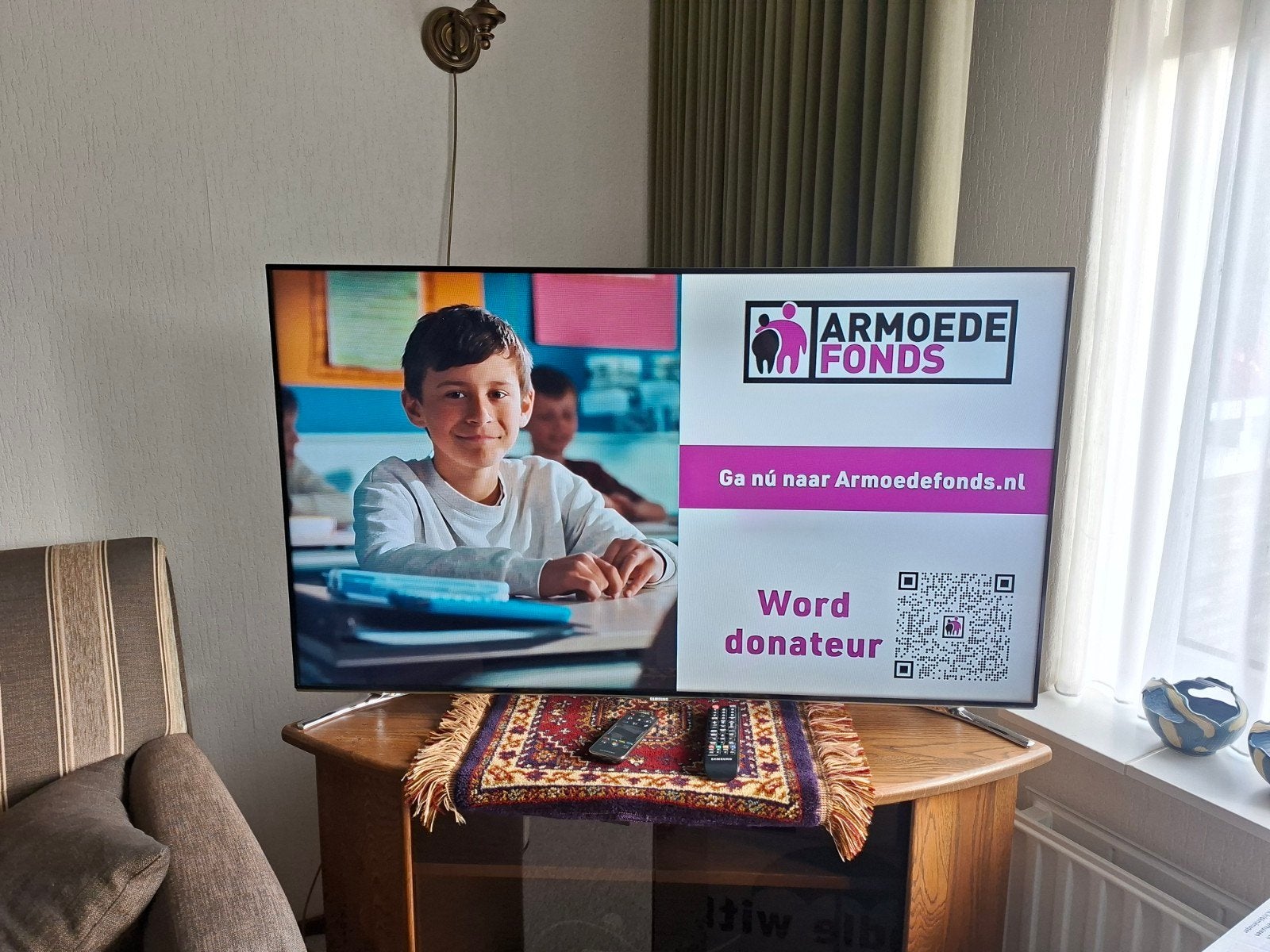 Smart TV 46 inch - Nette staat - Van ouder echtpaar geweest, Ophalen, 50 Hz, Zo goed als nieuw, Samsung