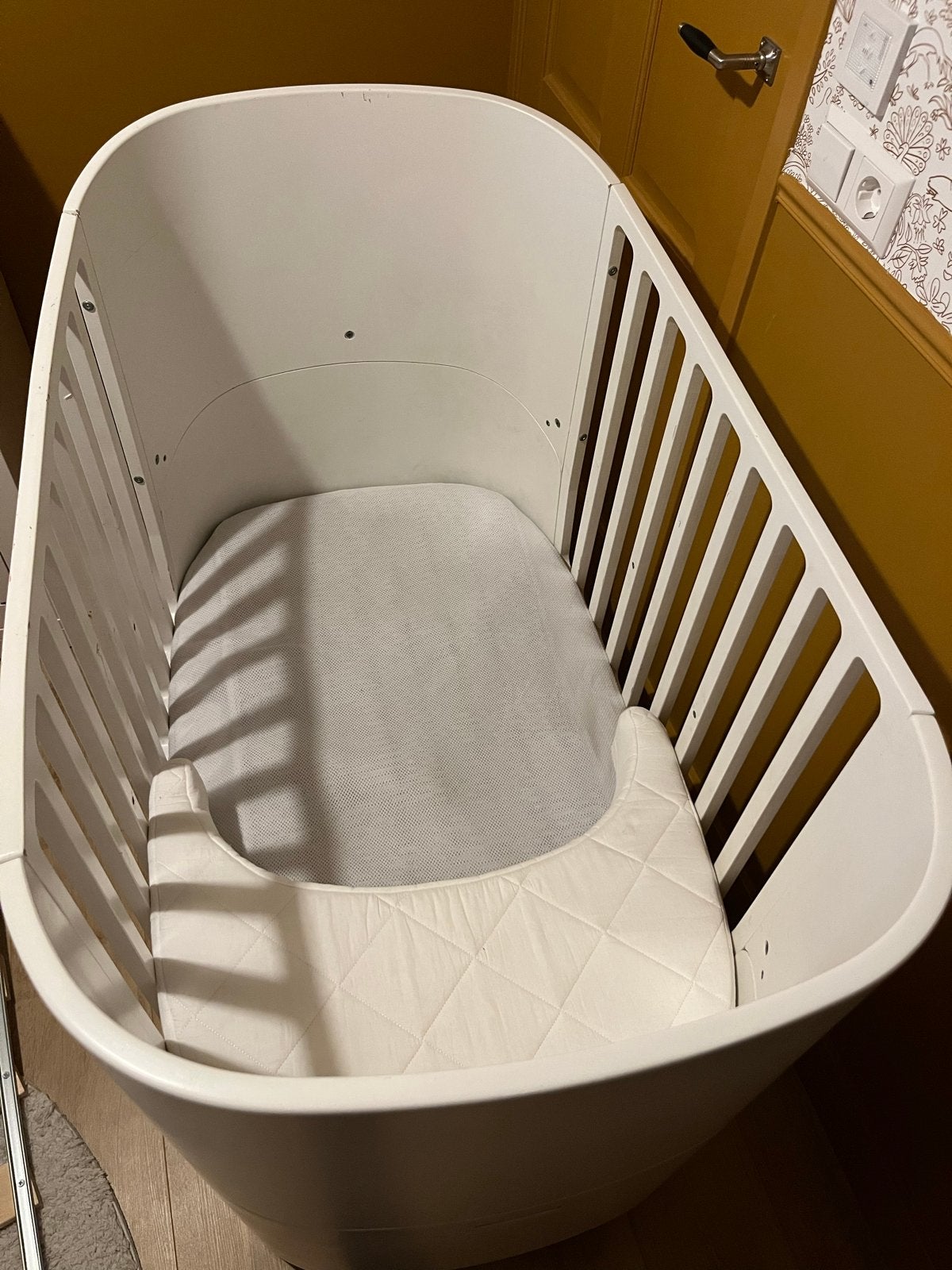 Leander kinderbedje met uitbreiding en matrassen, Ophalen, Verstelbaar, Wit, 190 cm of minder