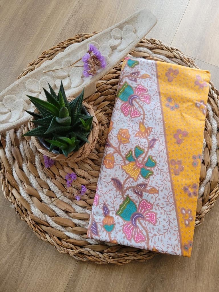 Batik Sarong/ lap/ stof Pastel Indonesië #1776, Hobby en Vrije tijd, Stoffen en Lappen, Verzenden, Nieuw, 30 tot 120 cm, Katoen