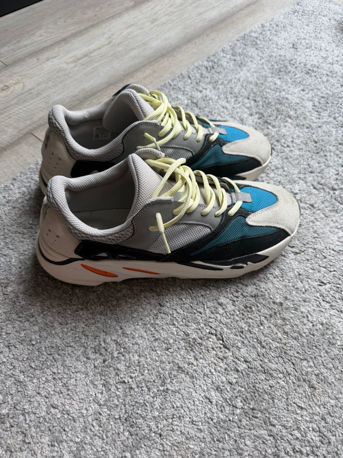 Adidas Yeezy Boost 700 Wave Runner Sneakers Maat 46, Verzenden, Gedragen, Overige kleuren, Sneakers of Gympen