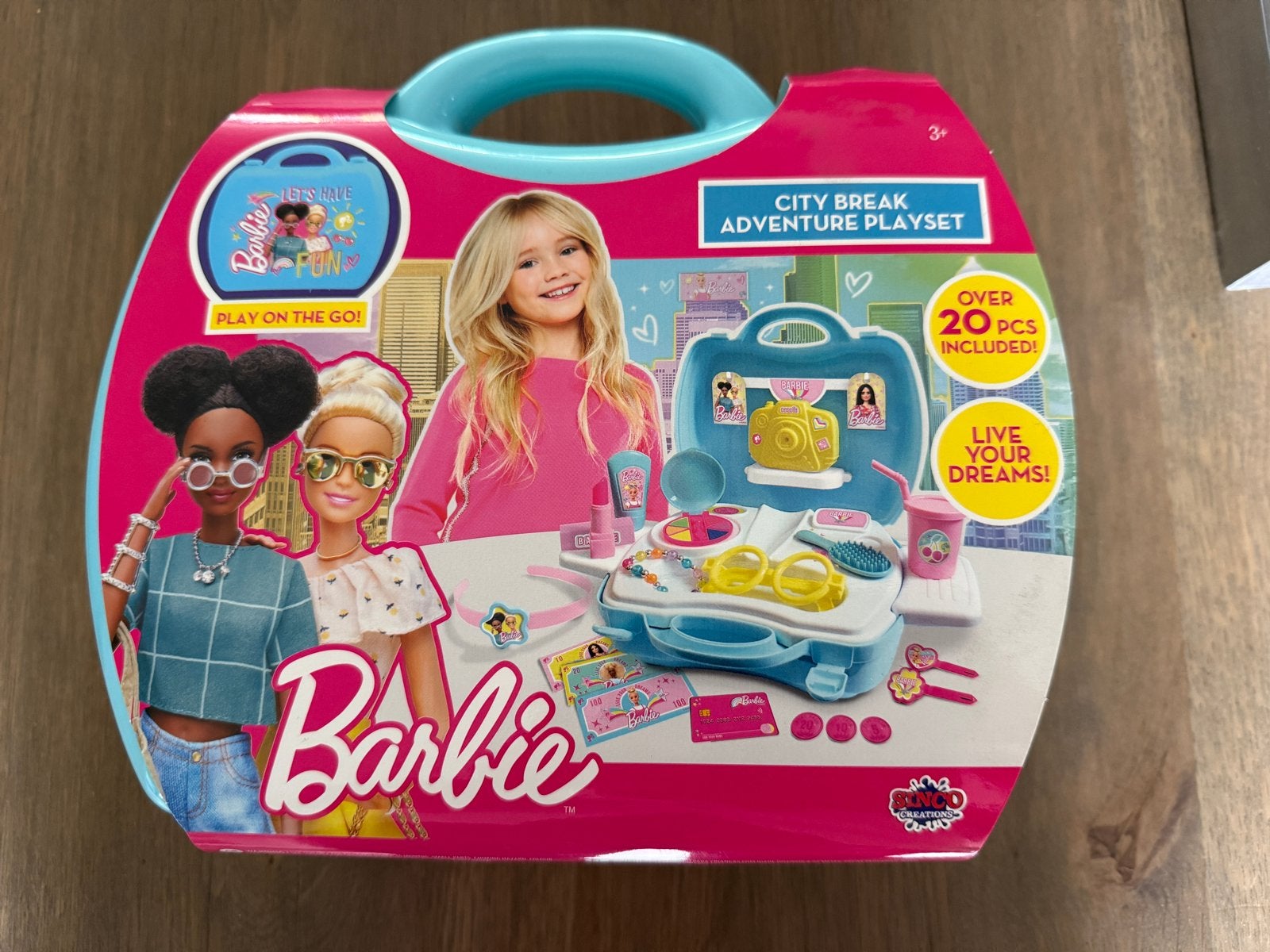 Barbie City Break Adventure Playset- Meer dan 20 accessoires, Ophalen of Verzenden, Nieuw, Meisje