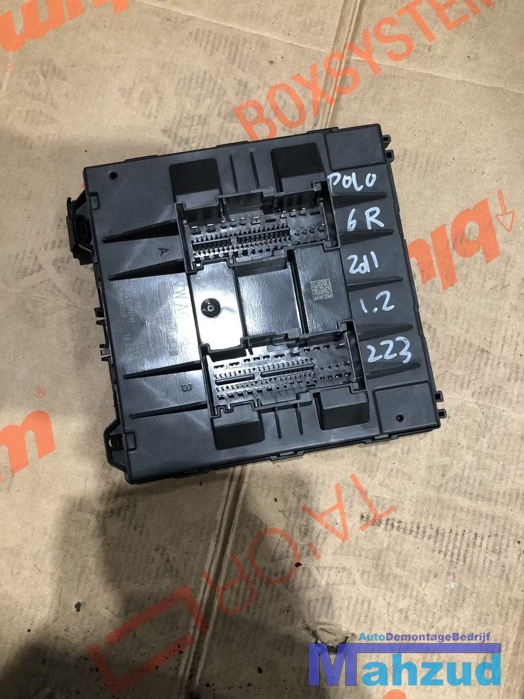 VW POLO 6R BOORDNETAPPARAAT BODYCONTROL MODULE 6R0937087F, Gebruikt, Volkswagen, Volkswagen AG, Berliner Ring 2
38440  Wolfsburg, DE