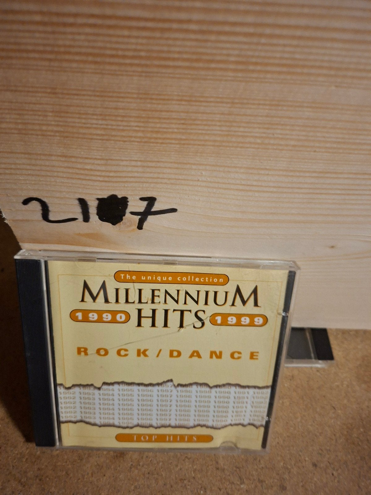 Millennium Hits 1990-1999 Rock/Dance CD - The Unique Collec, Ophalen of Verzenden, Gebruikt, Rock, Verzamelalbum