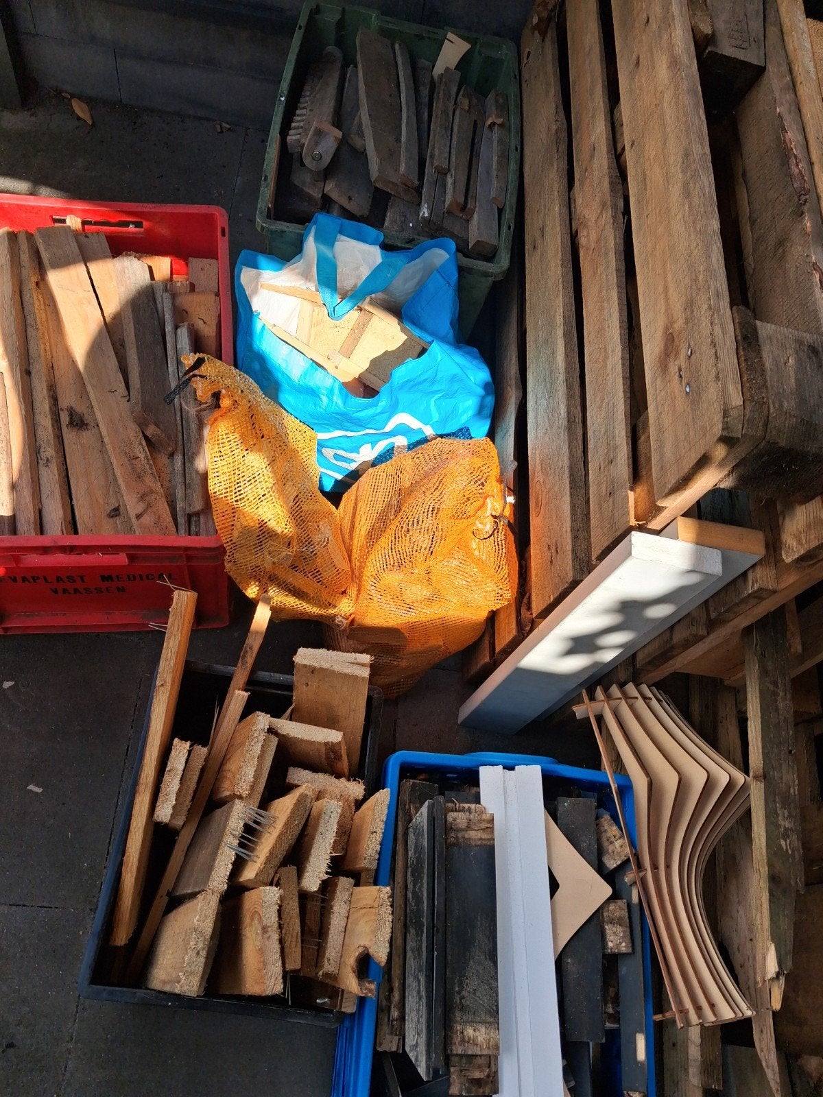 gratis brandhout, Minder dan 3 m³, Ophalen