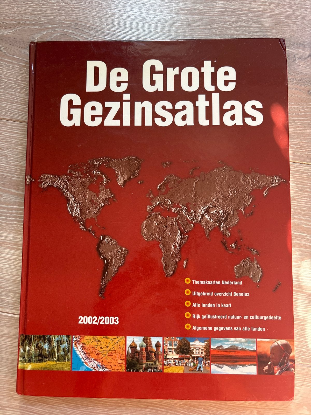 De Grote Gezinsatlas 2002/2003 - Wereldatlas, Gelezen, Overige atlassen, 2000 tot heden, Ophalen of Verzenden
