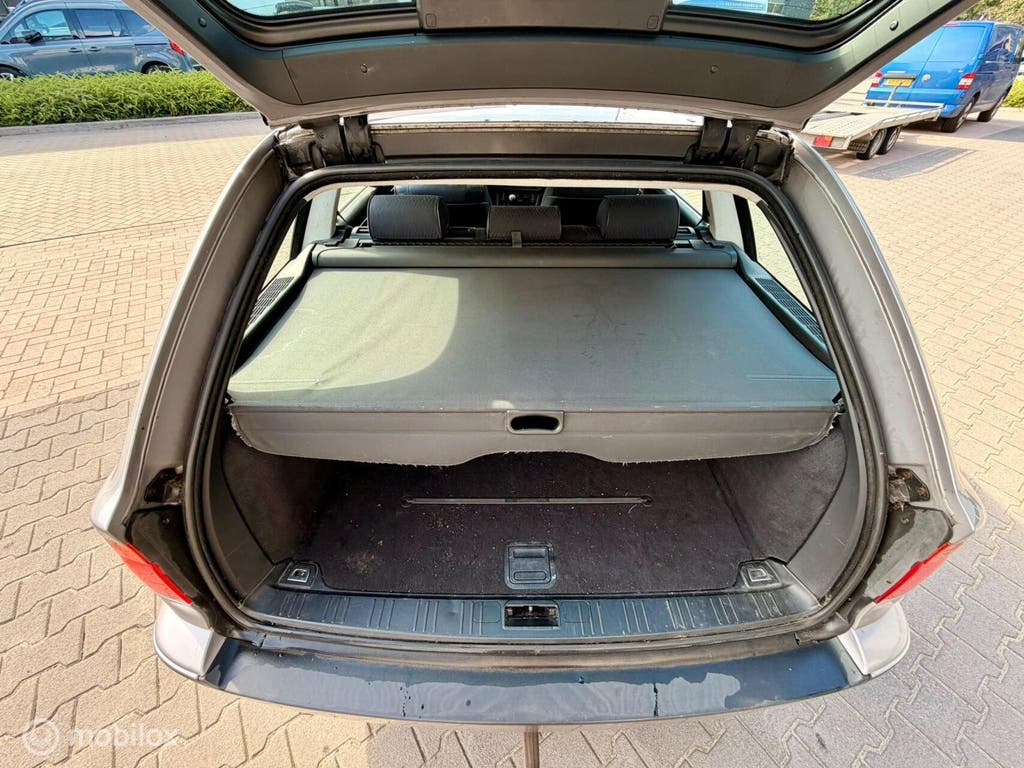 BMW e39 520i Touring, nieuwe apk, hand geschakeld youngtimer, foto 10