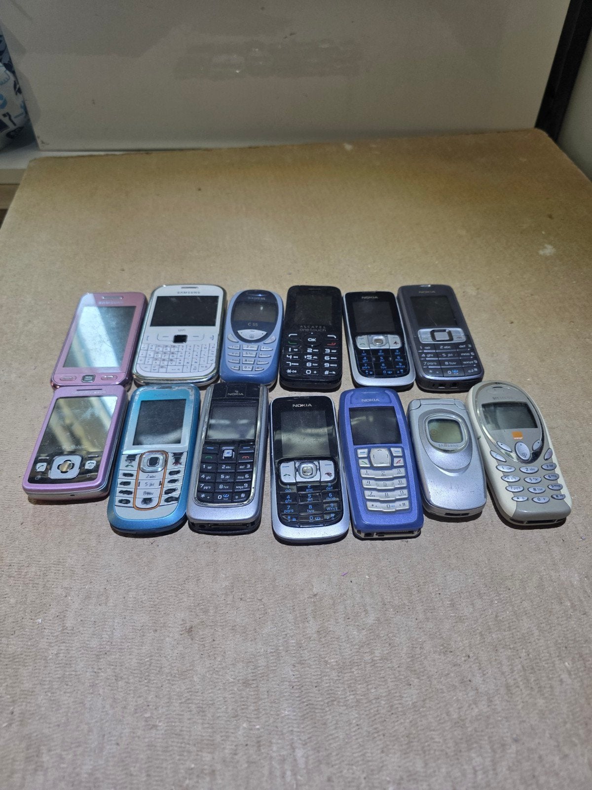 Partij oude mobiele telefoons (14 stuks), Telecommunicatie, Ophalen of Verzenden, Minder dan 3 megapixel, Klassiek of Candybar