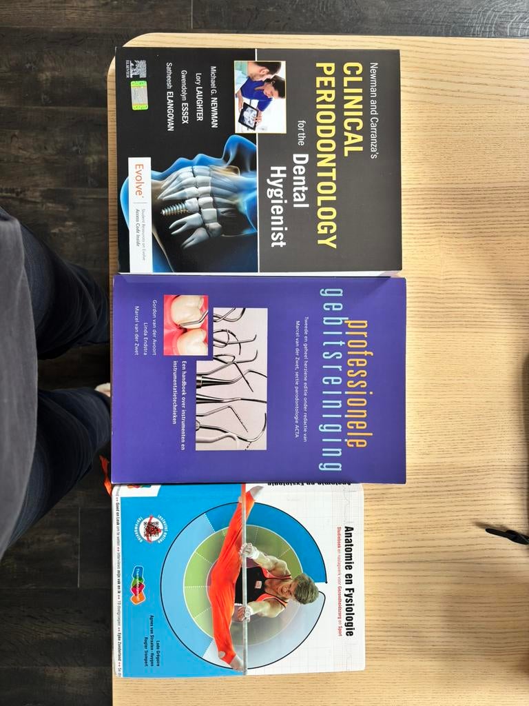 Boeken Bachelor Mondzorg Artevelde hogeschool jaar 1&2, Boeken, Ophalen of Verzenden, Beta, Zo goed als nieuw, HBO