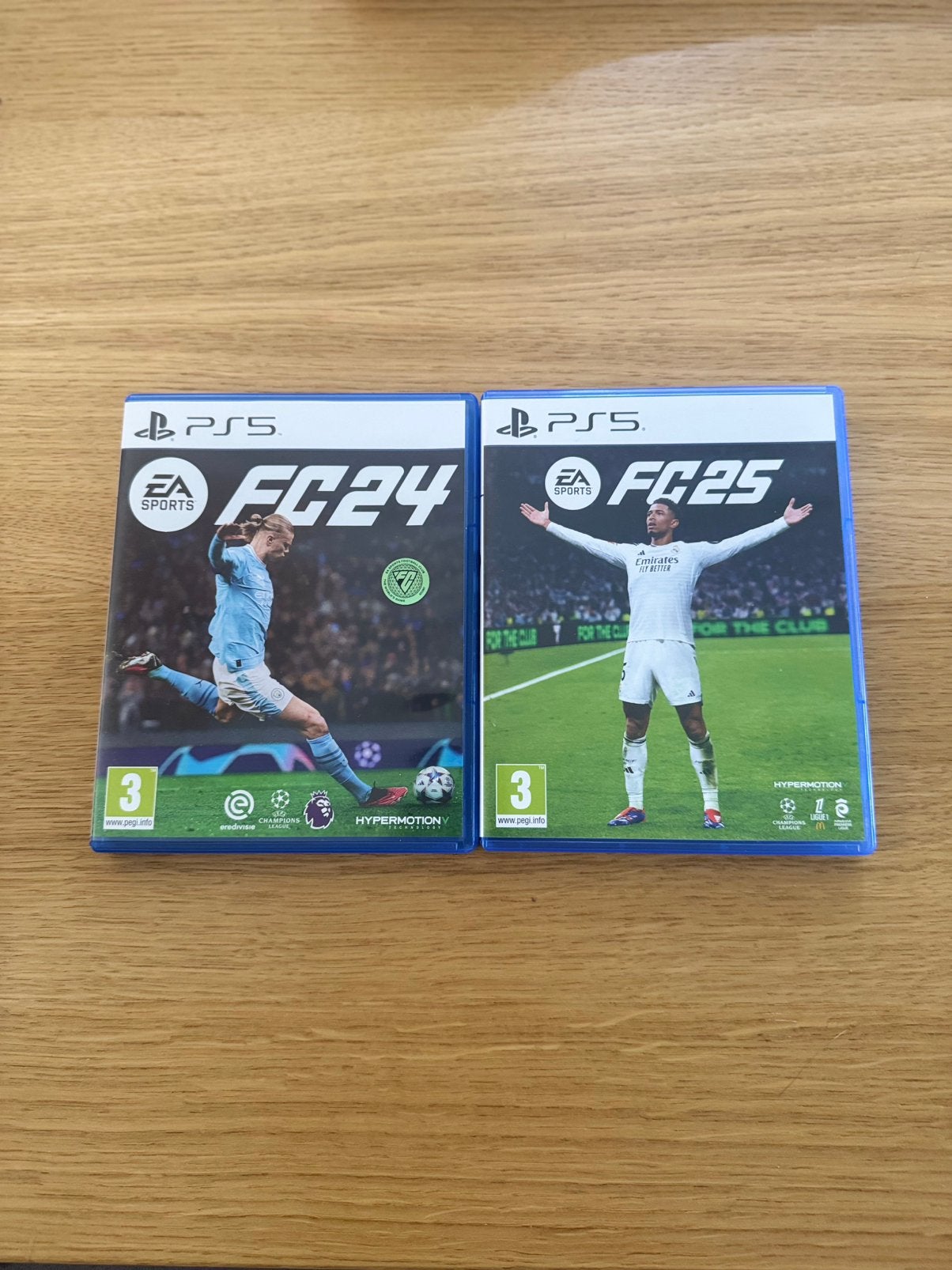 Fc 24 en Fc 25 Ps5 IN GOEDE STAAT, Ophalen of Verzenden, Zo goed als nieuw