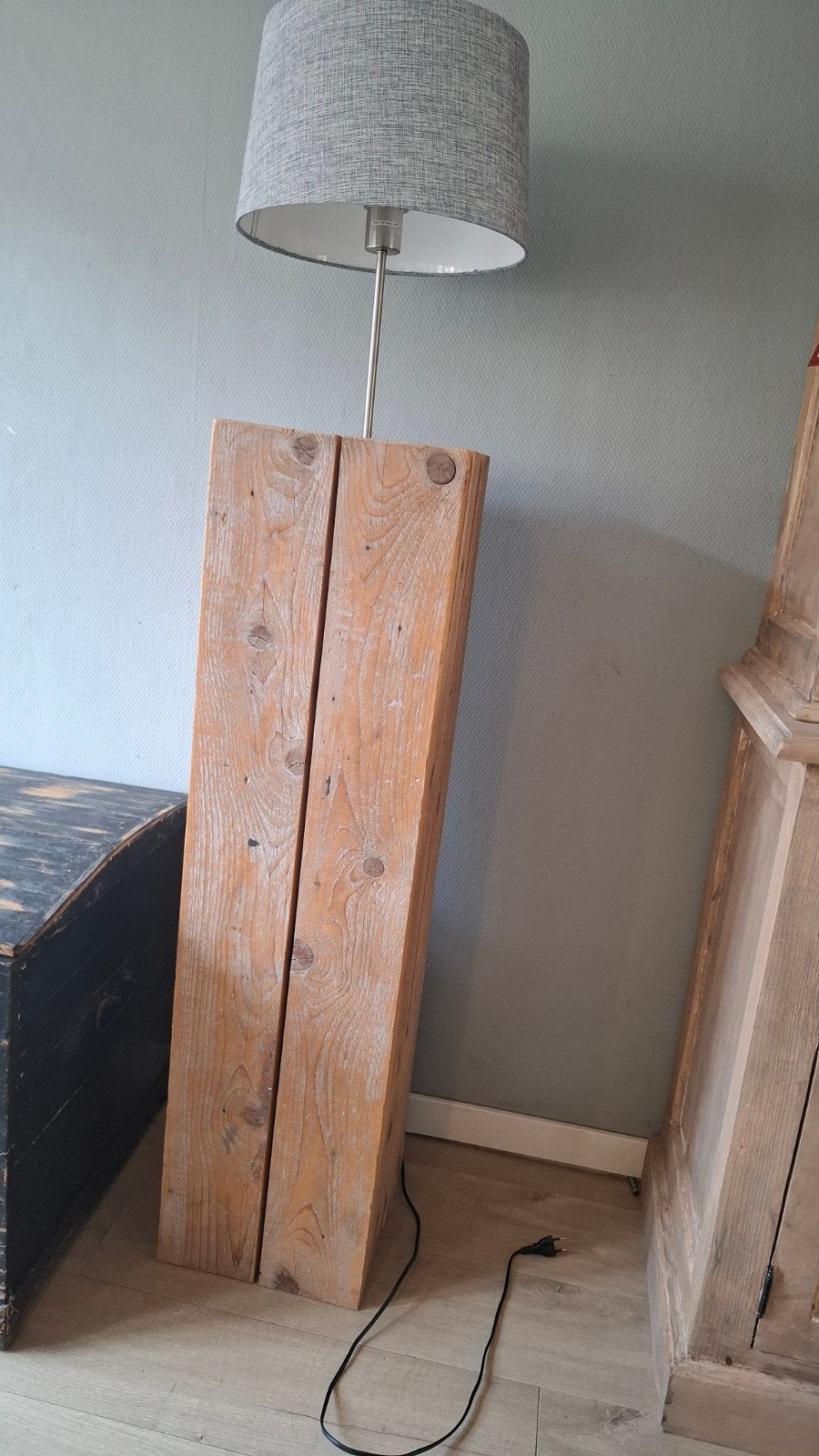 Unieke steigehouten vloerlamp, Huis en Inrichting, Ophalen, Gebruikt, 100 tot 150 cm, Landelijke