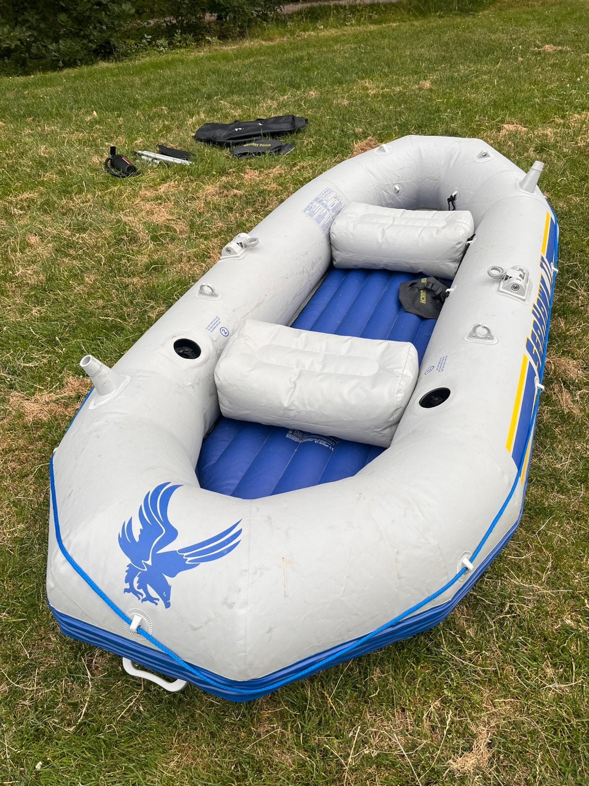 Intex rubberboot incl peddels en pomp, Ophalen of Verzenden, Zo goed als nieuw, SUP-boards