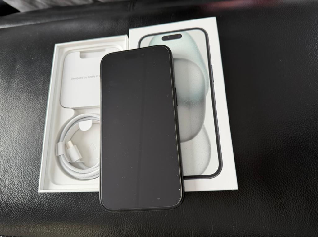 iPhone 15 128gb Black Nieuw + Garantie Hoesje Sceenprotector, Telecommunicatie, Ophalen, 128 GB, IPhone 15, Zwart