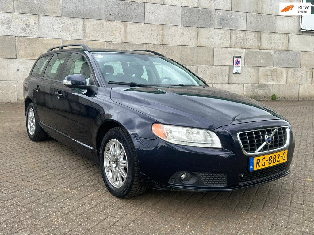 Volvo V70 2.4D Momentum, Auto's, Volvo, Bedrijf, Te koop, V70, ABS, Airbags, Airconditioning, Automatische klimaatregeling, Boordcomputer
