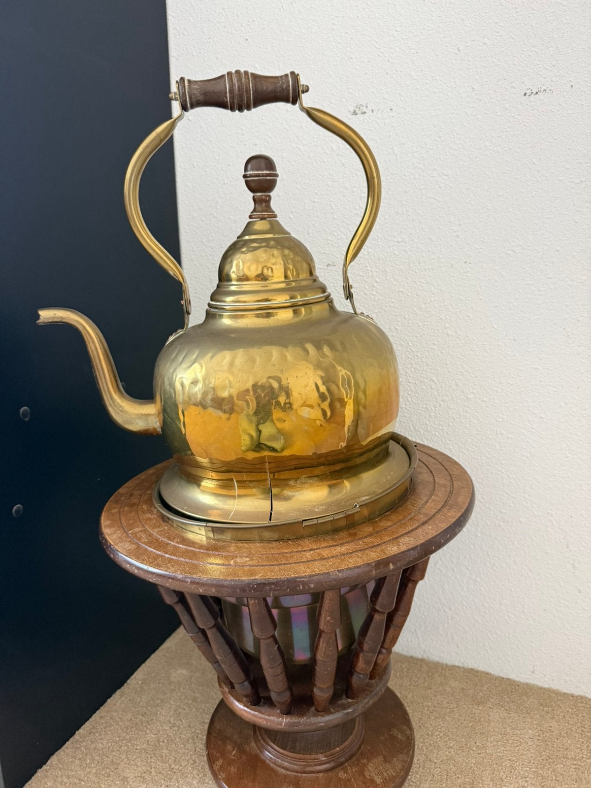 Vintage messing theeketel met houten warmhouder, Antiek en Kunst, Antiek | Koper en Brons, Ophalen