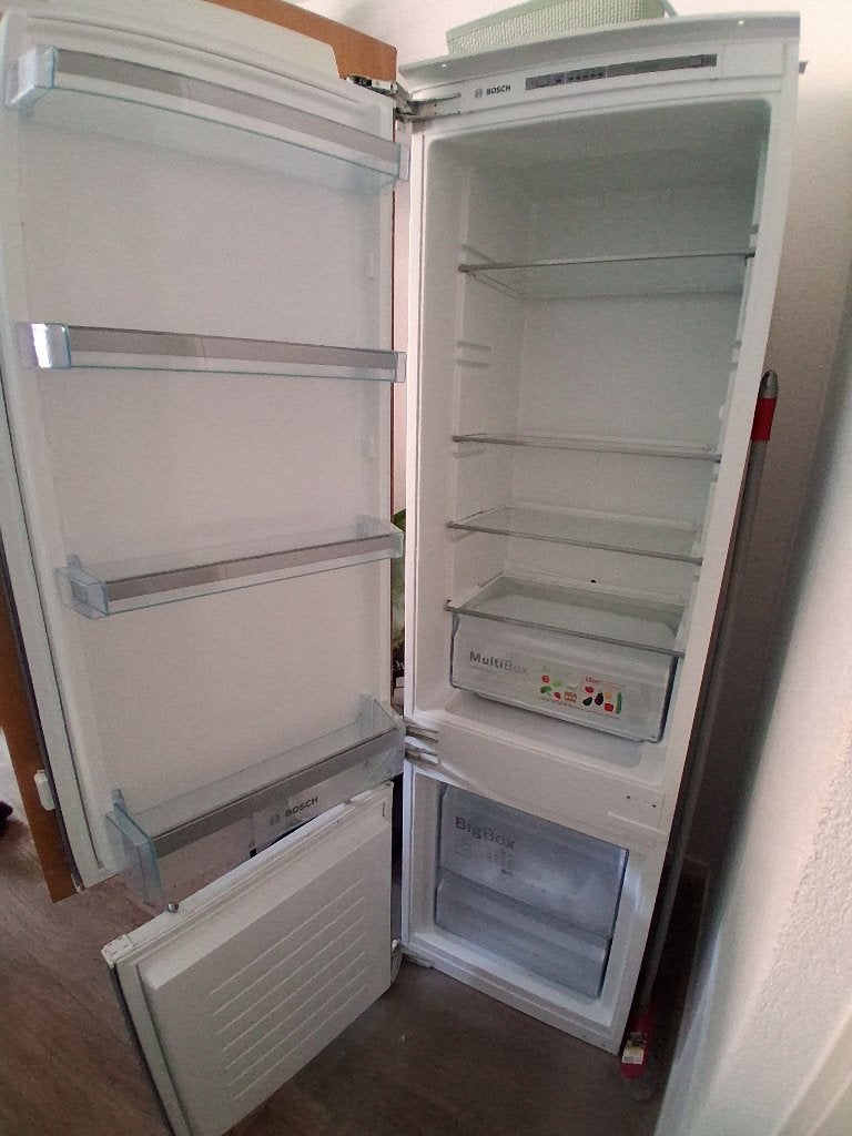Bosch KIV87VF30 Inbouw Koel-vriescombinatie