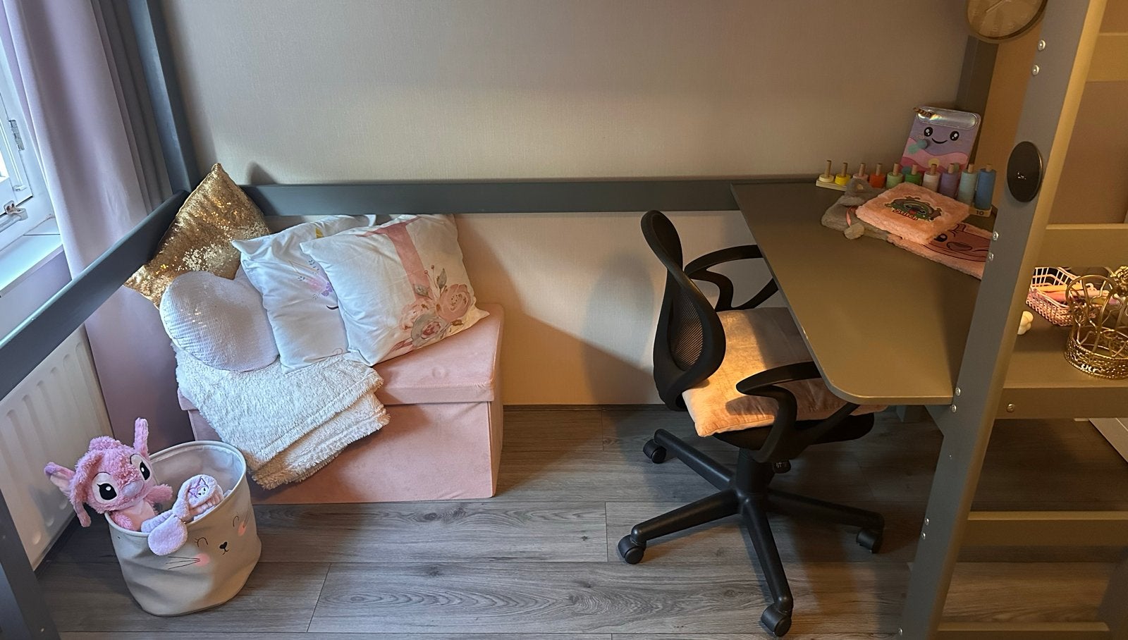 Hoogslaper met bureau. (Donkergrijs), Ophalen, 85 tot 100 cm, Gebruikt, Hoogslaper of Stapelbed