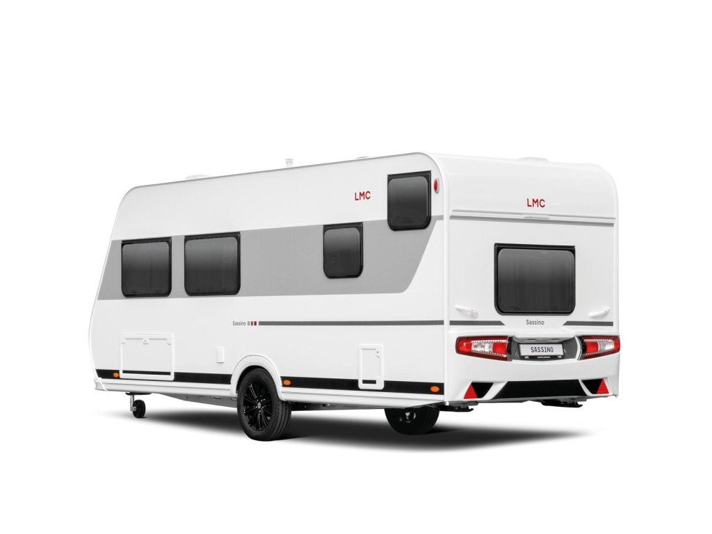LMC Sassino 470K 2026,premium matrassen, Caravans en Kamperen, Schokbreker, Standaardzit, Dwarsbed, Bedrijf