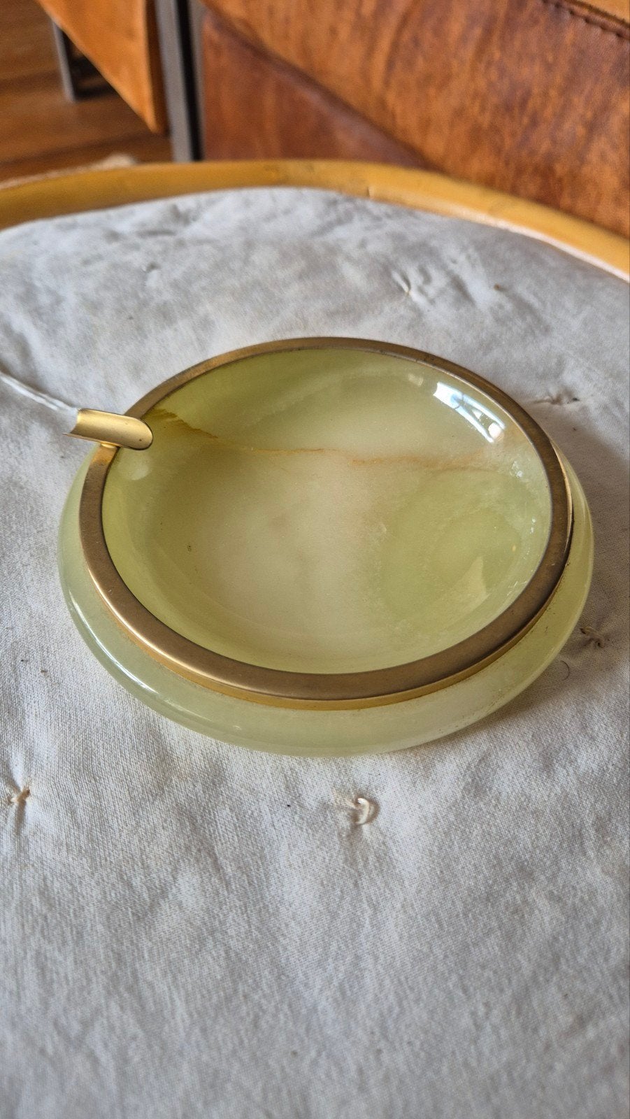 Vintage asbak gemaakt van lichtgroene onyx-marmer, Ophalen of Verzenden, Gebruikt, Asbak