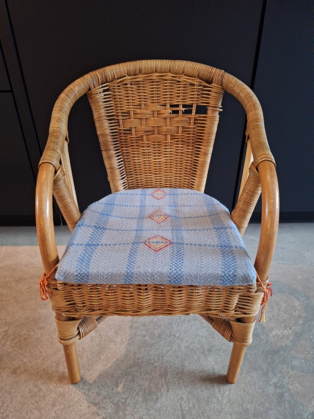Rotan kinderstoel, Ophalen, Stoel(en)