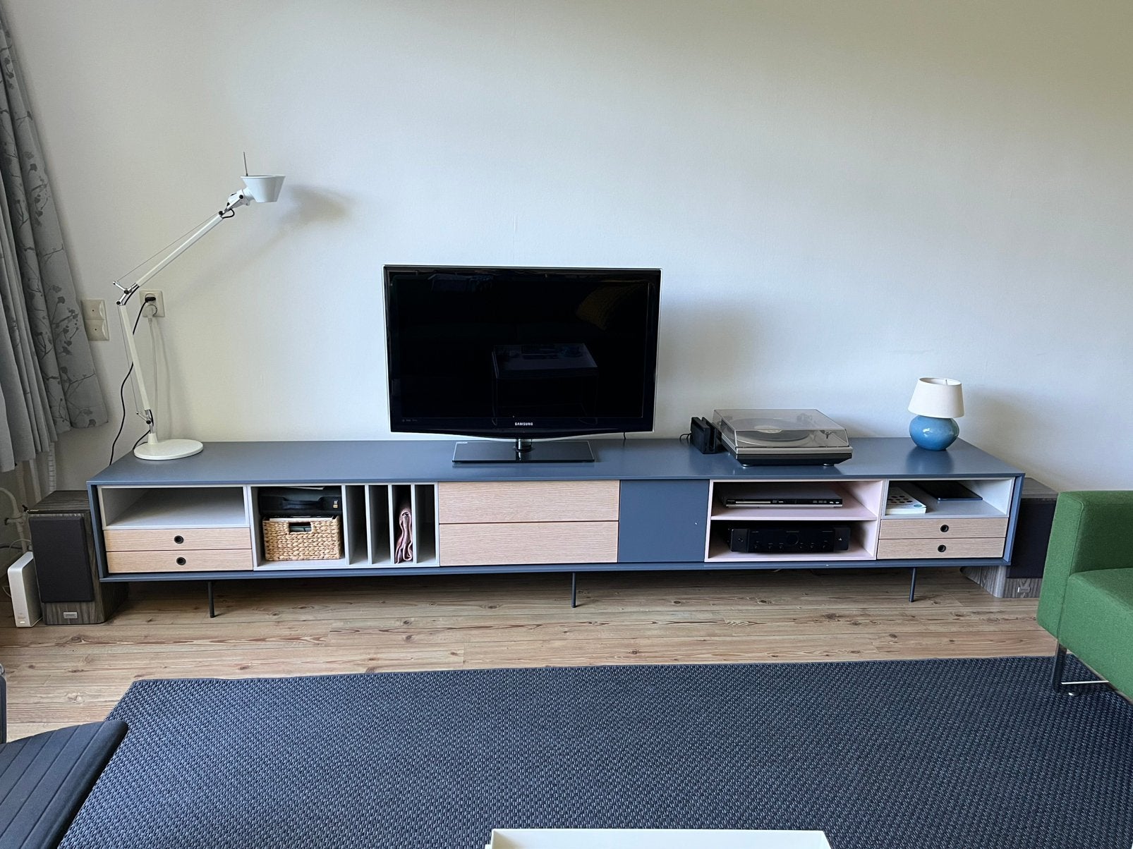 Design dressoir televisiemeubel merk treku aura, Ophalen, Zo goed als nieuw, 200 cm of meer, Minder dan 100 cm