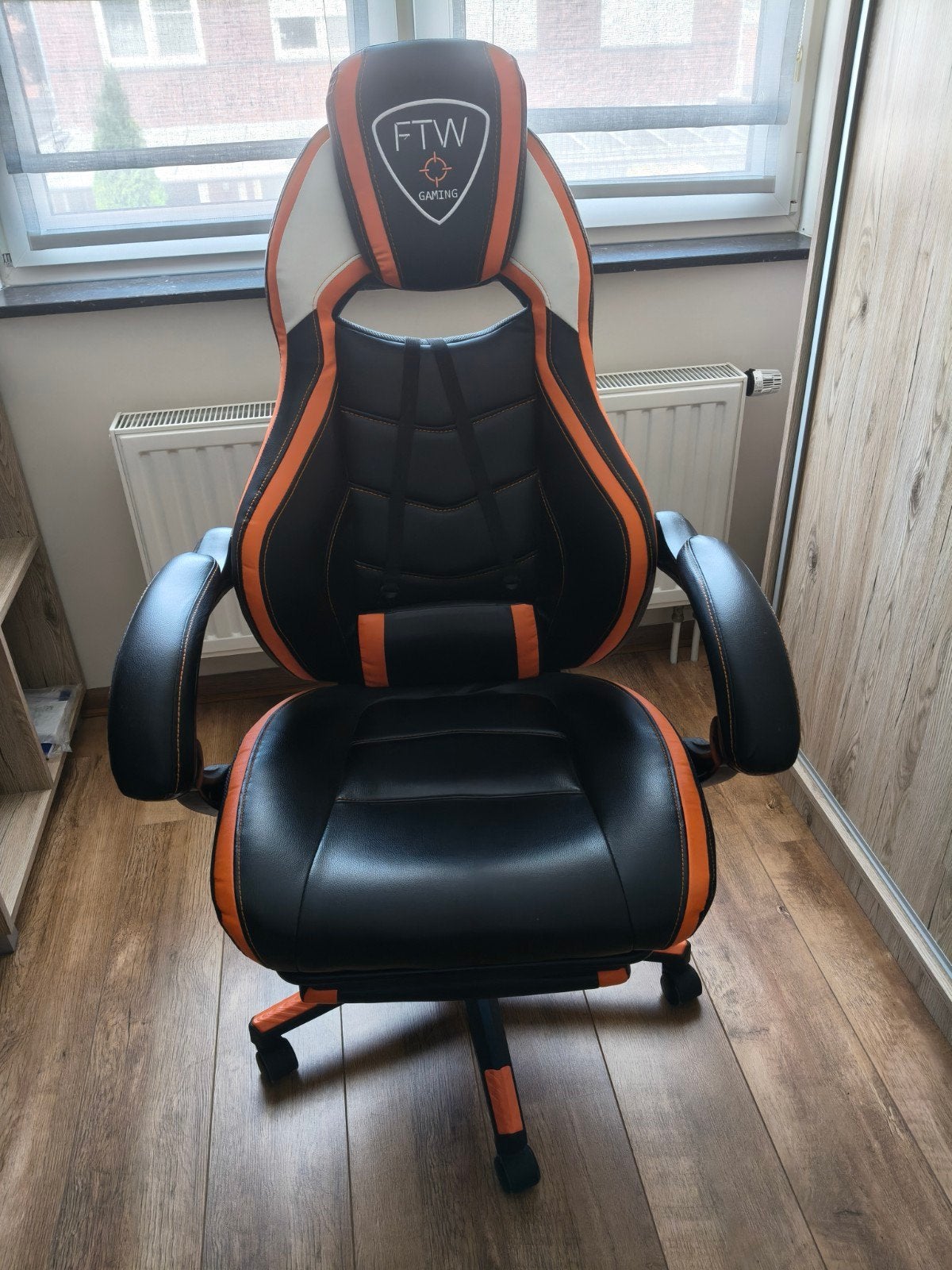 Gaming set: stoel, monitor liyama G-master 32" VA 180Hz   en, Ophalen of Verzenden