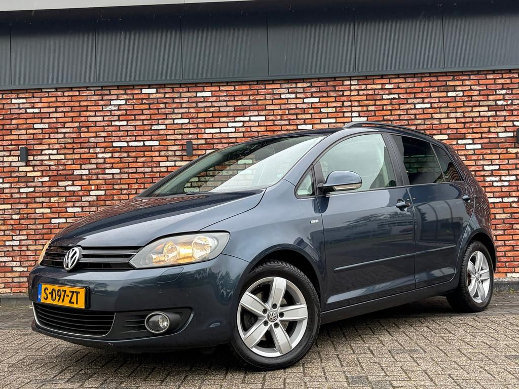 Volkswagen Golf Plus 1.2 TSI Highline Trekhaak Nav/Cruise St, Stof, Gebruikt, 4 cilinders, Handgeschakeld