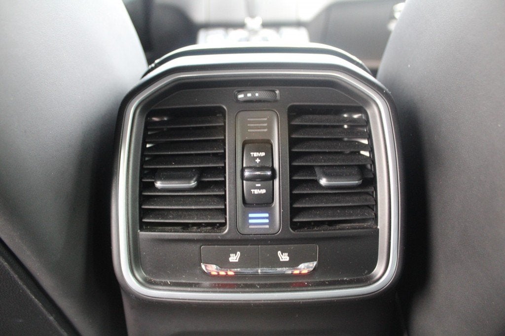 Foto 52 van Porsche MACAN 3.0 GTS Sport Chrono /Leer/ Sportuitlaat/ Trek