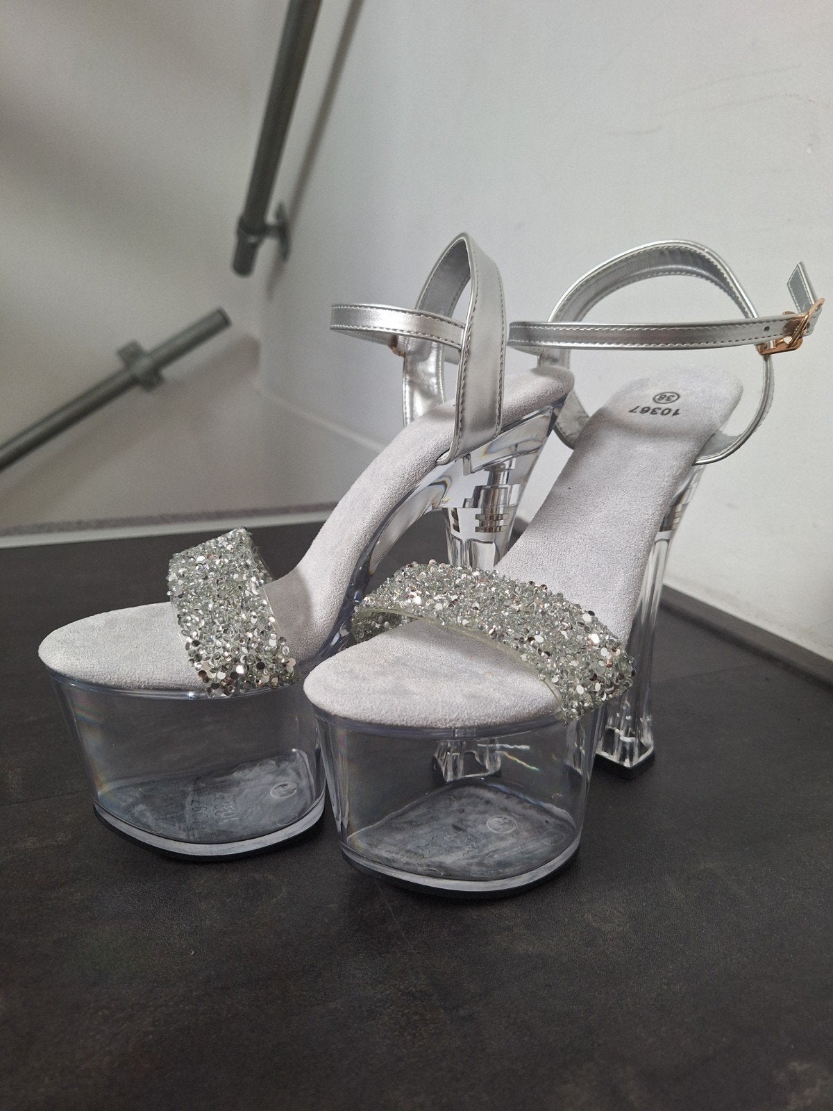 Glitter Hakken Maat 38 - Transparant met Strass, Kleding | Dames, Ophalen of Verzenden, Nieuw, Overige kleuren, Schoenen met hoge hakken