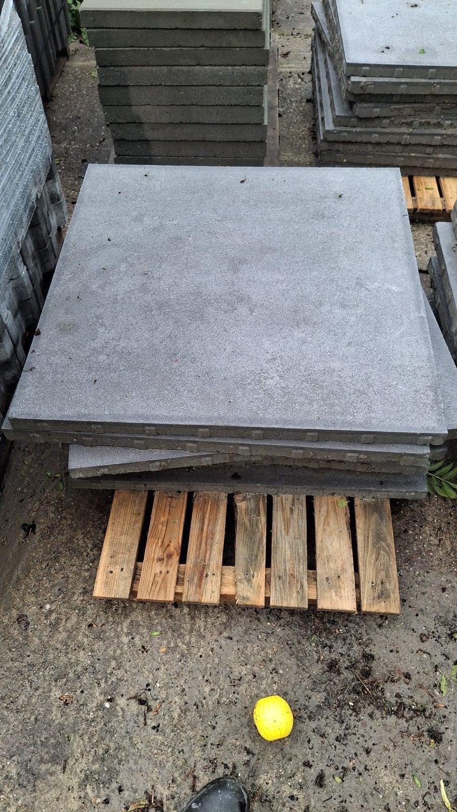 80x80x4 Betontegel Donker Grijs/Antraciet, Doe-het-zelf en Verbouw, Tegels, Ophalen, Gebruikt, Minder dan 5 m², Vloertegels