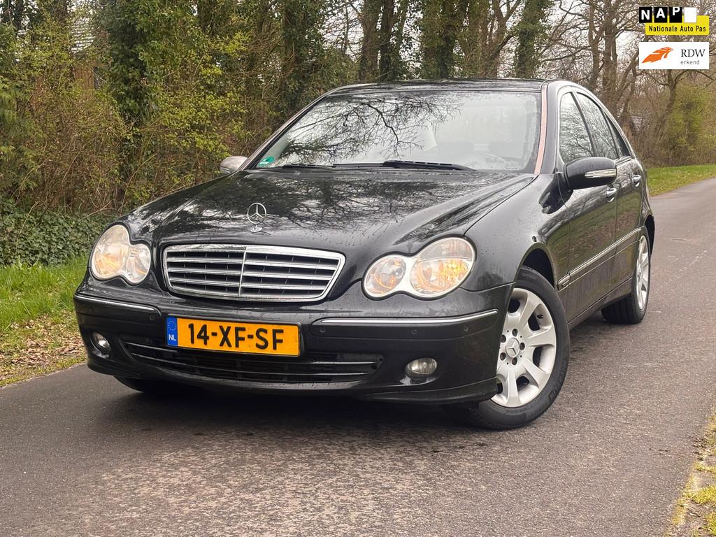 Mercedes-Benz C-klasse 200 CDI Elegance | Automaat + Cruise, Auto's, Mercedes-Benz, Automaat, Gebruikt, 4 cilinders, Parkeersensor